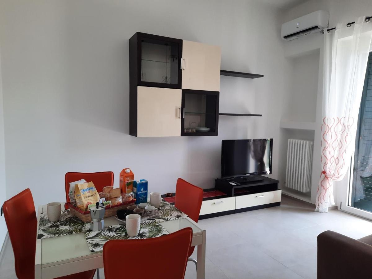 Casa Vacanza Serena Λέτσε Εξωτερικό φωτογραφία