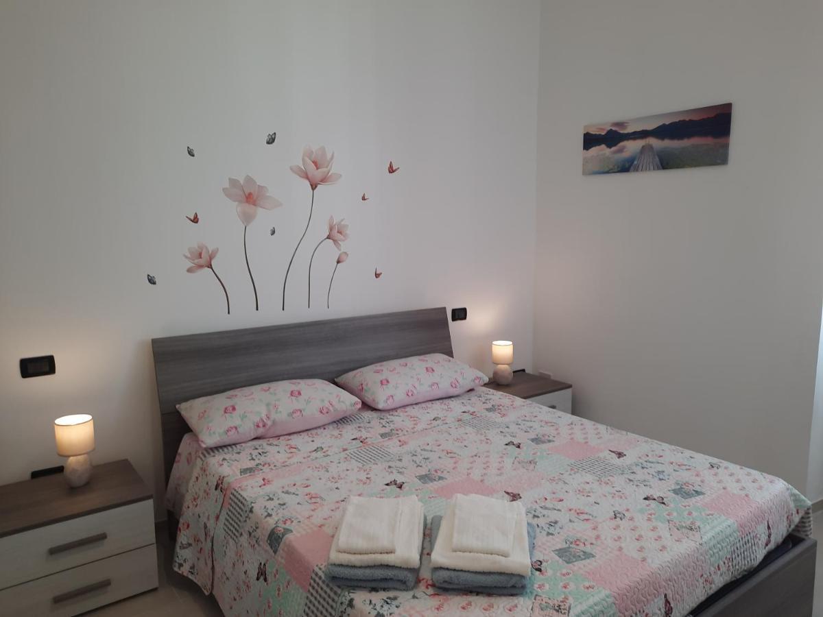 Casa Vacanza Serena Λέτσε Εξωτερικό φωτογραφία